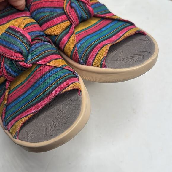 Bzees Airsteps Smile Wedge Colorful Striped Sandals S-275 Sz 11 - Picture 4 of 8